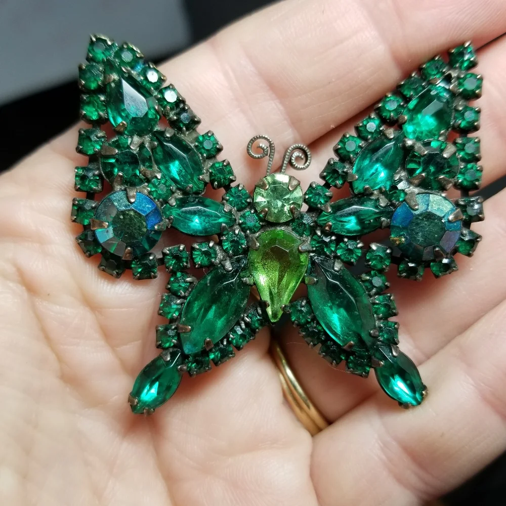 Vintage butterfly brooch green rhinestones pin moth insect bug jewelry p…
